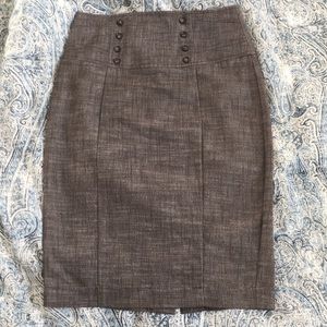 Adorable pencil skirt!